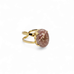 Bague en laiton doré à l'or fin et ornée d'une rhodonite