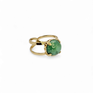 Bague en laiton doré à l'or fin et ornée d'une turquoise naturelle